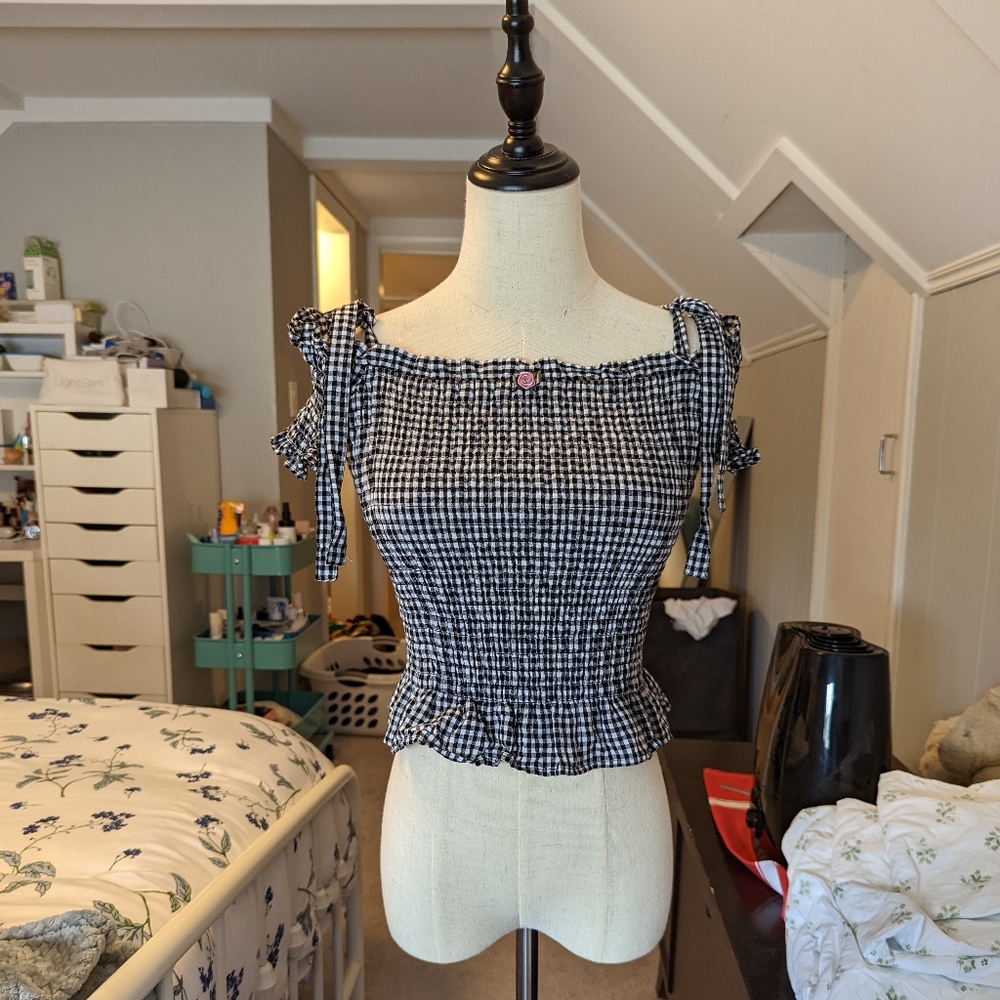 Ank Rouge Retro Gingham Top. Japan size M
